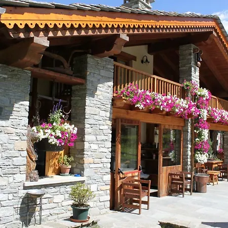 Lo Campagnar Hotel Courmayeur