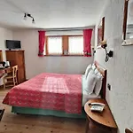 Hotel Lo Campagnar Courmayeur