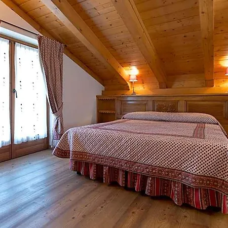 Lo Campagnar Szálloda Courmayeur