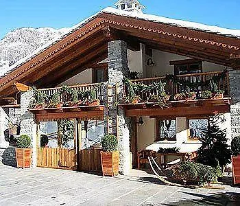 Szálloda Lo Campagnar Courmayeur