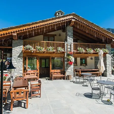 Lo Campagnar Hotell