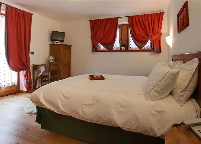 ロ カンパーニョル 3*